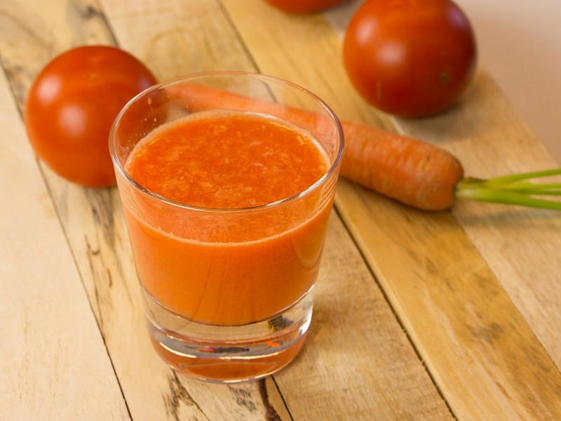 sinh tố cà rốt và cà chua